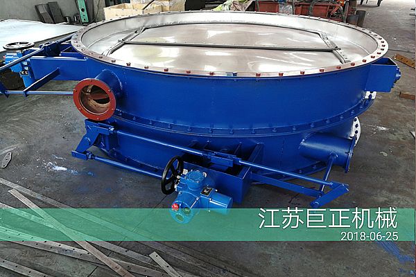 圓形擋板門(mén)（直徑280cm）制作完工了，待包裝入庫(kù)